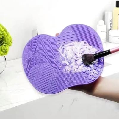 Nettoyant pour Pinceau Maquillage - MakeupBrushCleaner™ - Violet - Passionnée de Beauté